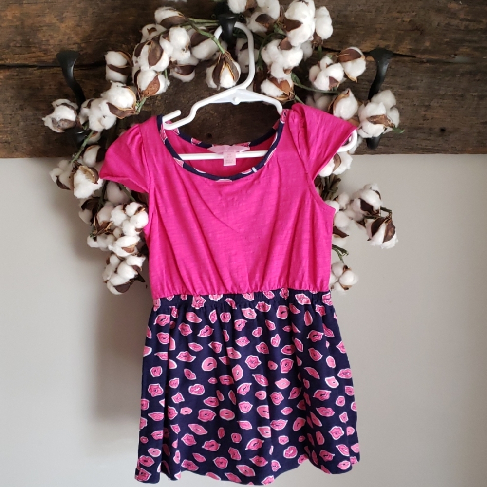 Lilly Pulitzer Valentine Lips kisses knit